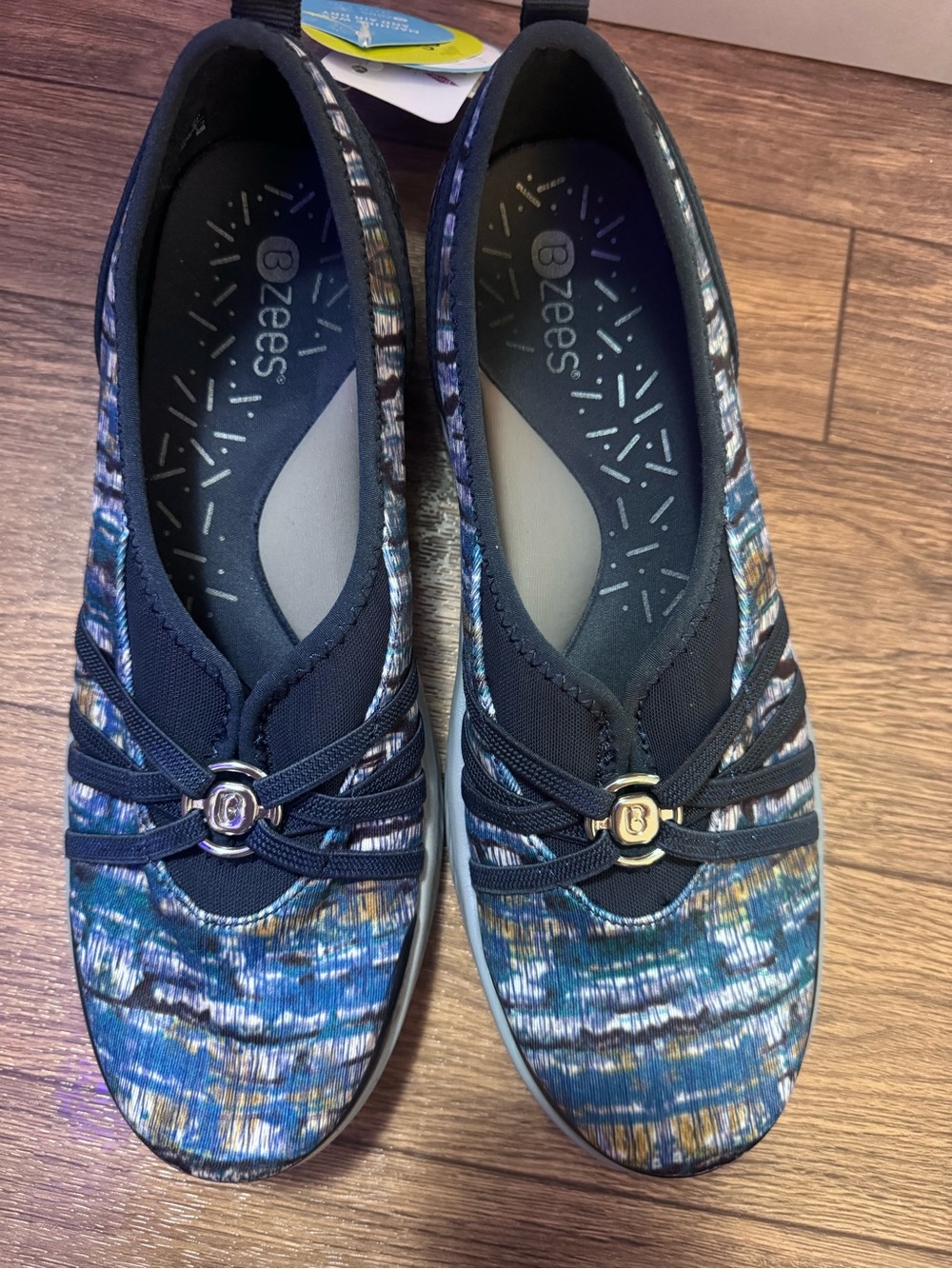 Naturalizer Bzees Women's Navy Blue Patterned Comfort Slip-On Flats size 10 - Picture 4 of 4